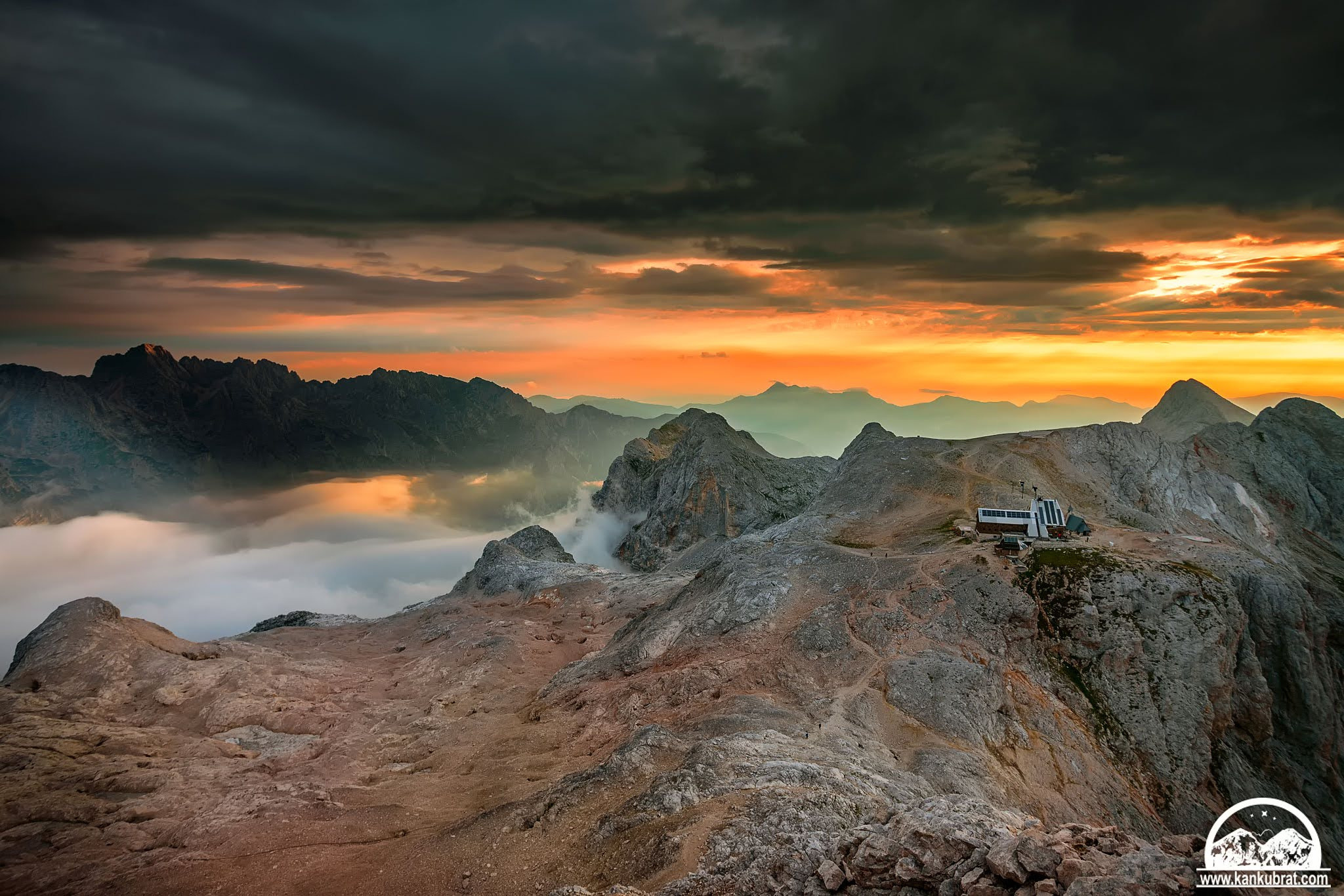Хижа Кредарица